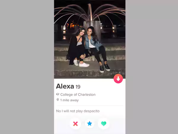 amazing ideas for girls Tinder bio